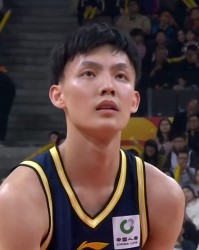 必发数据-广东今日早报！徐杰完成国家队报到，杜锋官宣高升，小崔复出预告