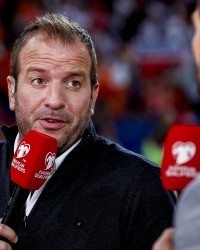 范德法特：汉堡对阵拜仁面临着艰巨的任务，丢球少于5个就算不错