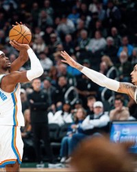 必发交易-40+7+11！亚历山大砍下本赛季第四次40+，包括一次50+